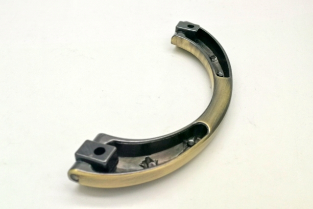 ねじ棒および固体棒とのZamakの小箱のハンドルおよび付属品1040